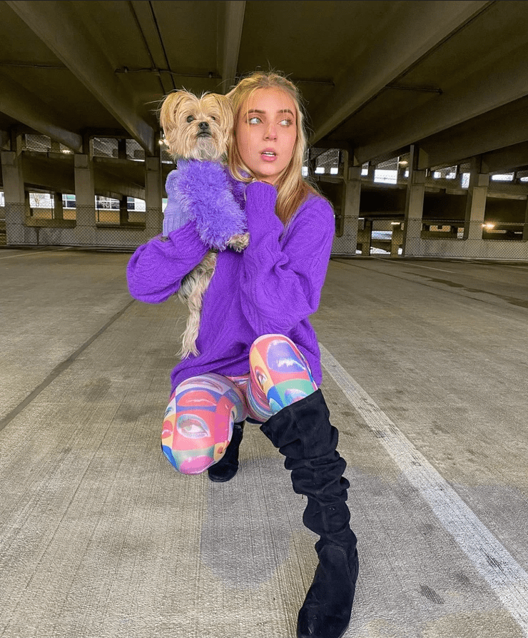 Lexy Silverstein wearing funky tights